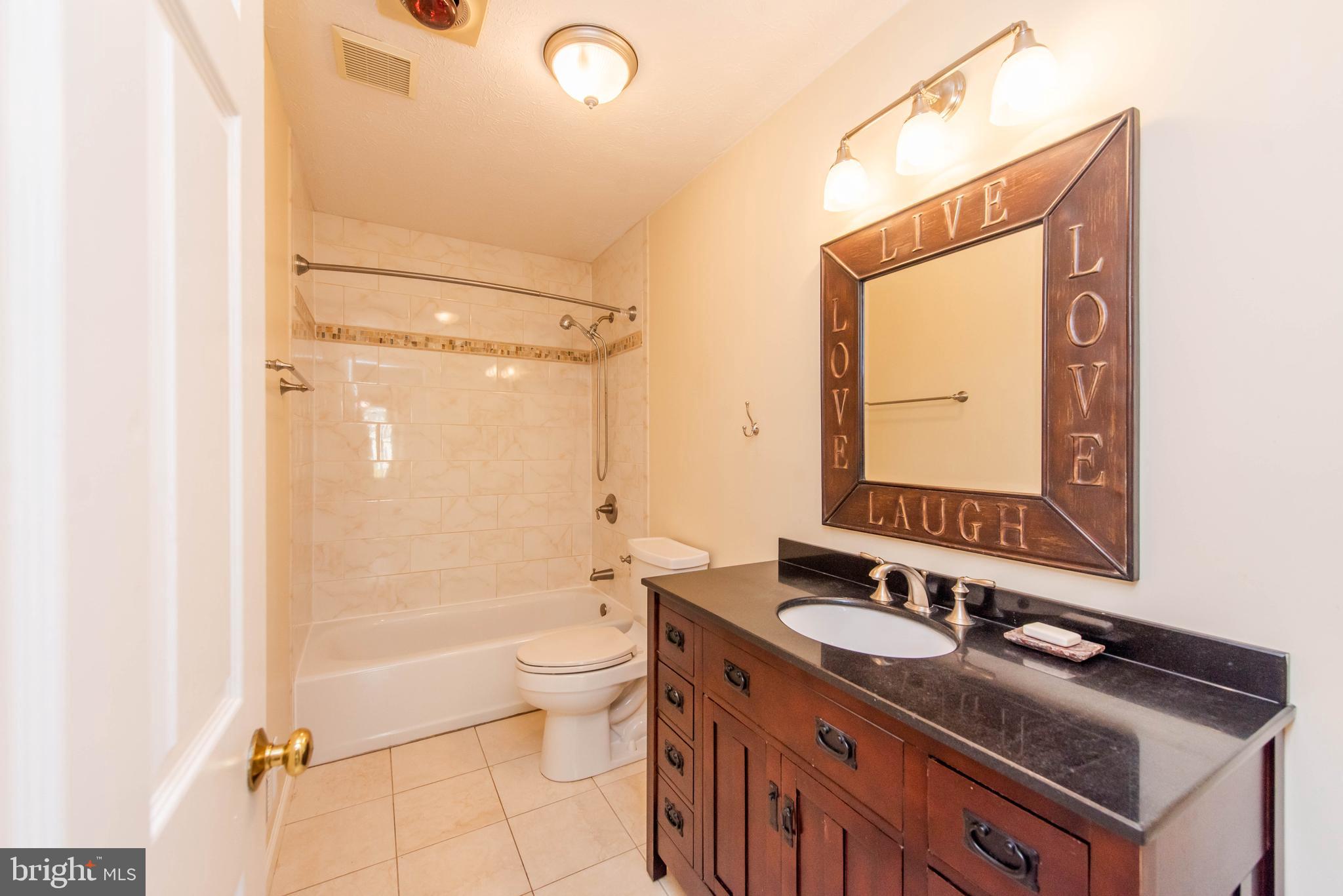 7512 Midas Touch Columbia, MD 21046 - Photo 34 of 46 Bathroom