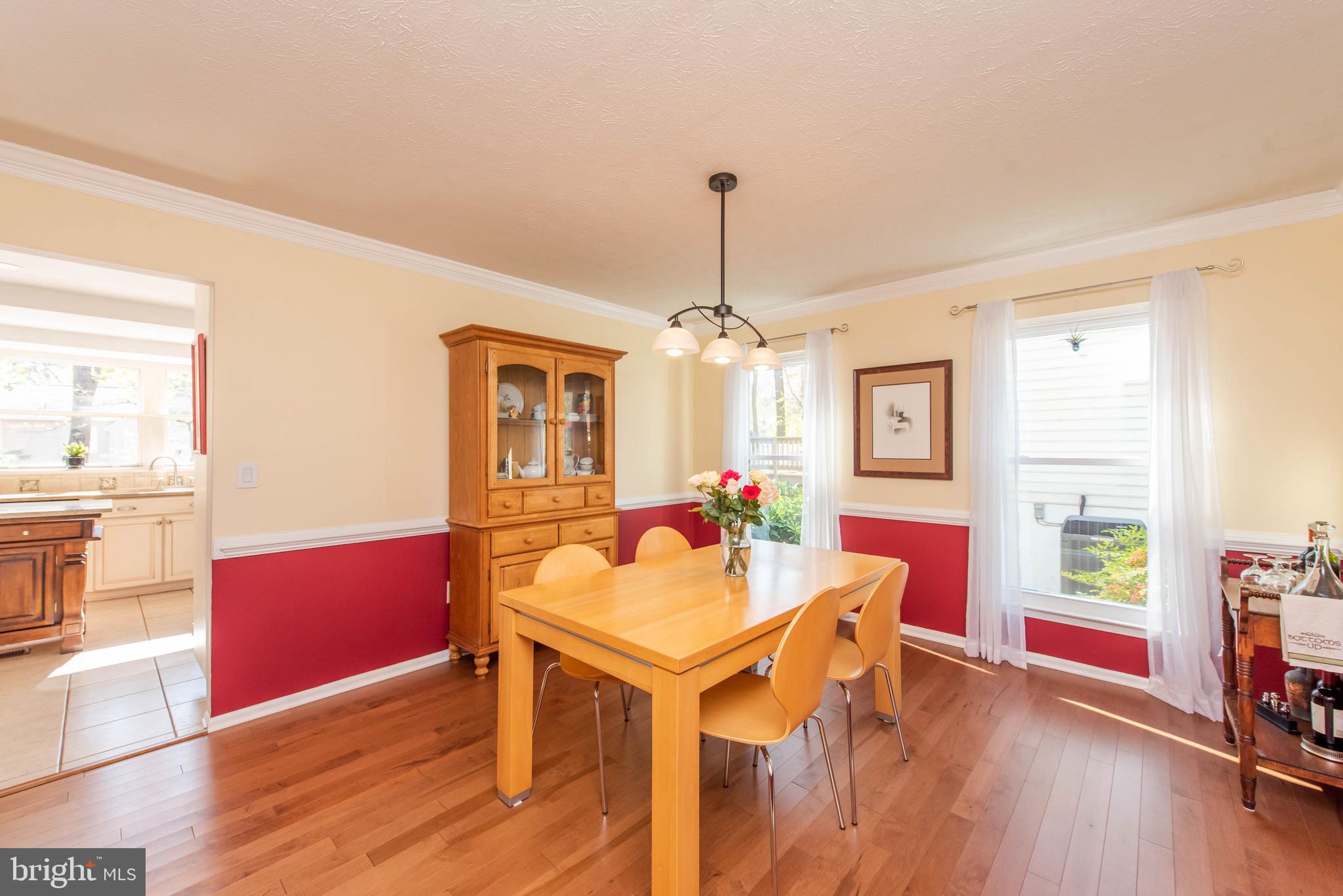 7512 Midas Touch Columbia, MD 21046 - Photo 7 of 46 Dining Room