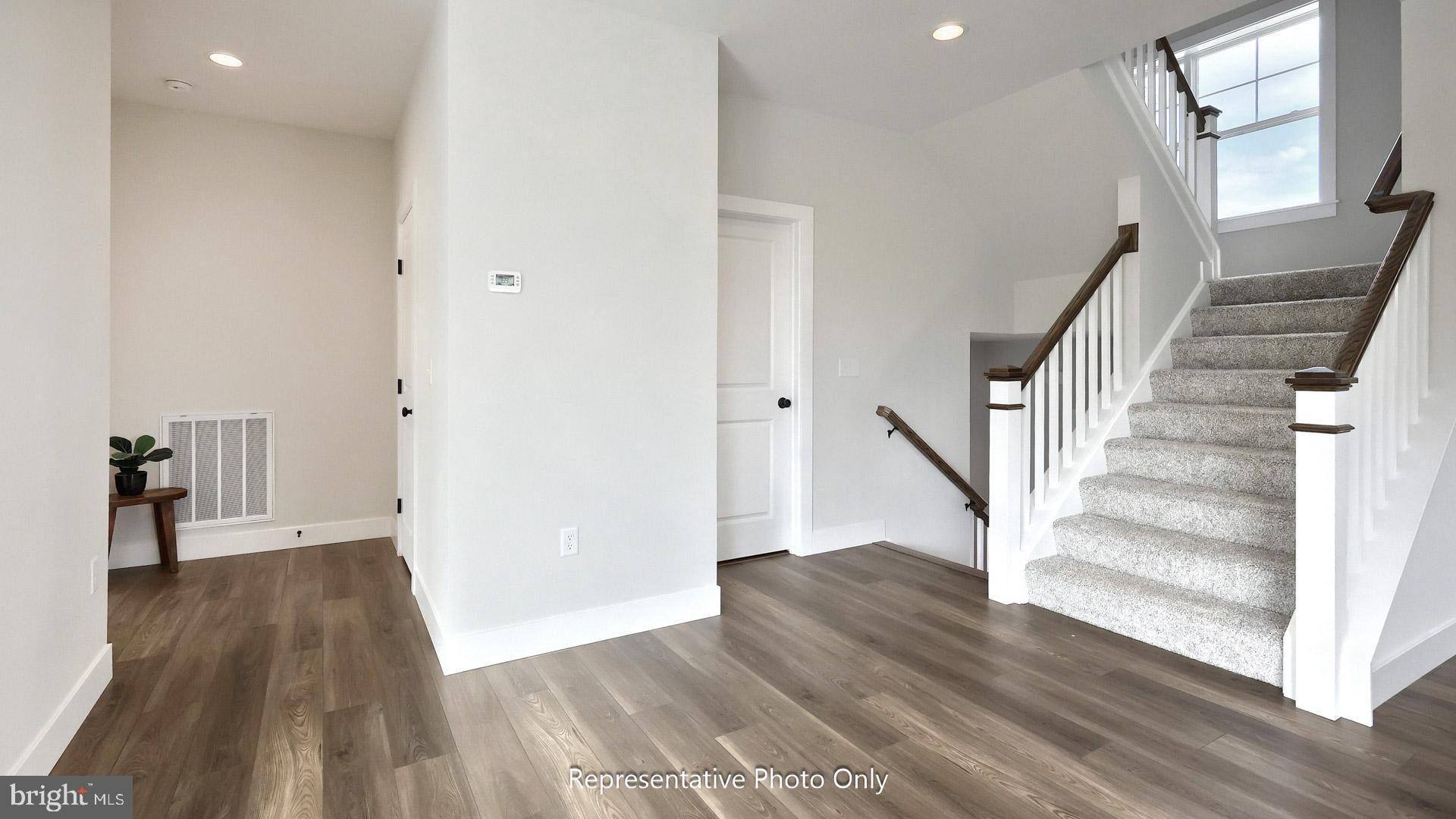 77 Tupelo Street Lititz, PA 17543 - Photo 9 of 36