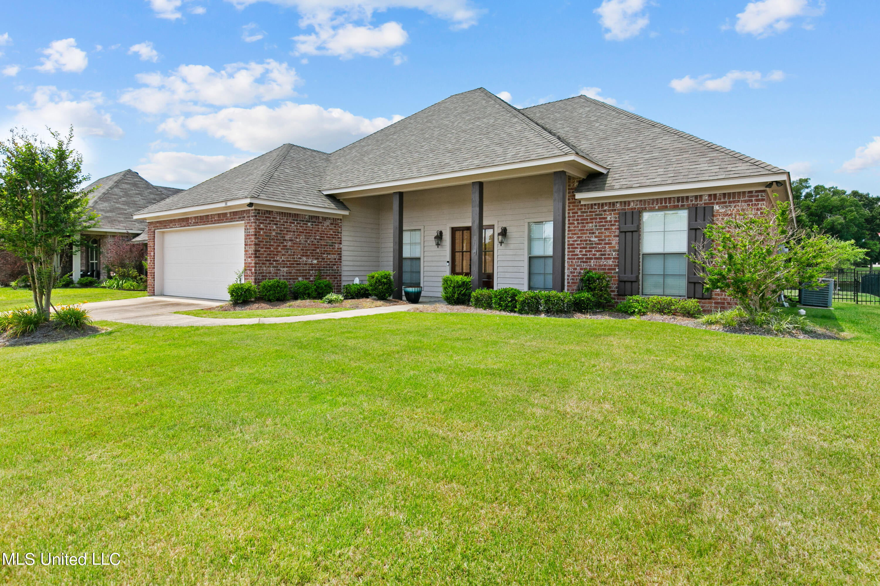 141 Memory Lane Madison, MS 39110 - Photo 3 of 44 141 Memory Ln-3