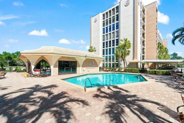 $3,000 | 1627 Riverview Road, Unit 212, Deerfield Beach, FL 33441