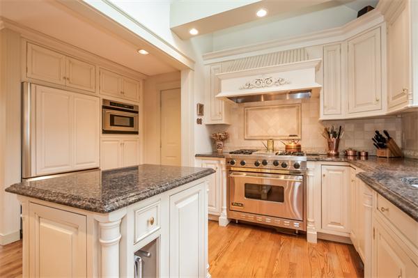 27 Gerrish Road Rochester, MA 02770 - Photo 5 of 25 Gallery Image 5