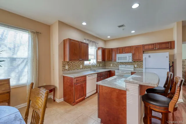 $314,900 | 927 Tower Ridge Circle, Middletown, NY 10941