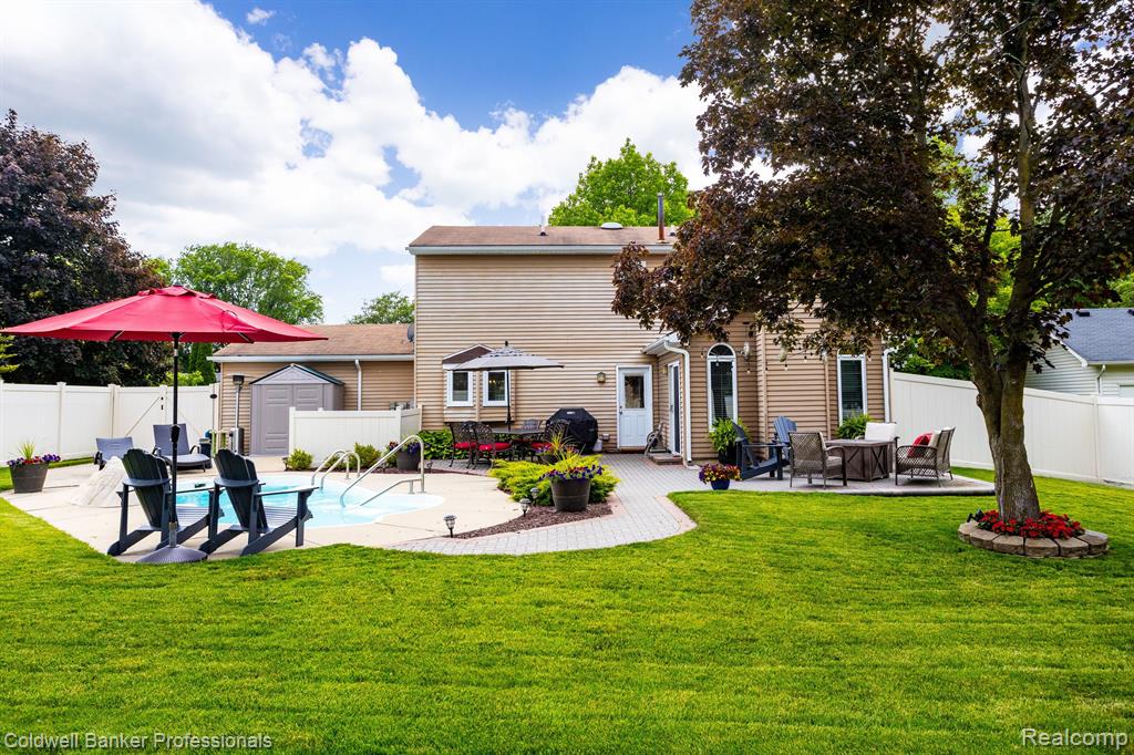 24406 Surfside Road Novi, MI 48374 - Photo 35 of 37