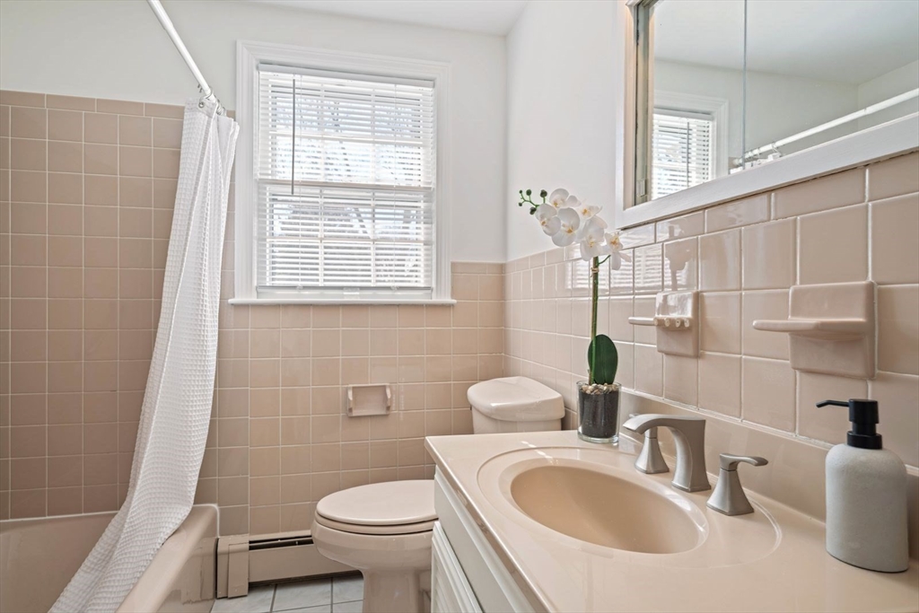 3 Valley Road Stoneham, MA 02180 - Photo 22 of 36