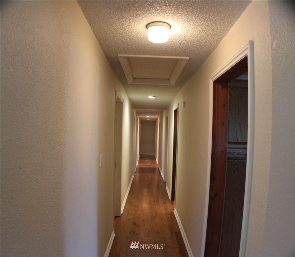 815 Olson Road Longview, WA 98632 - Photo 10 of 20 Gallery Image 10