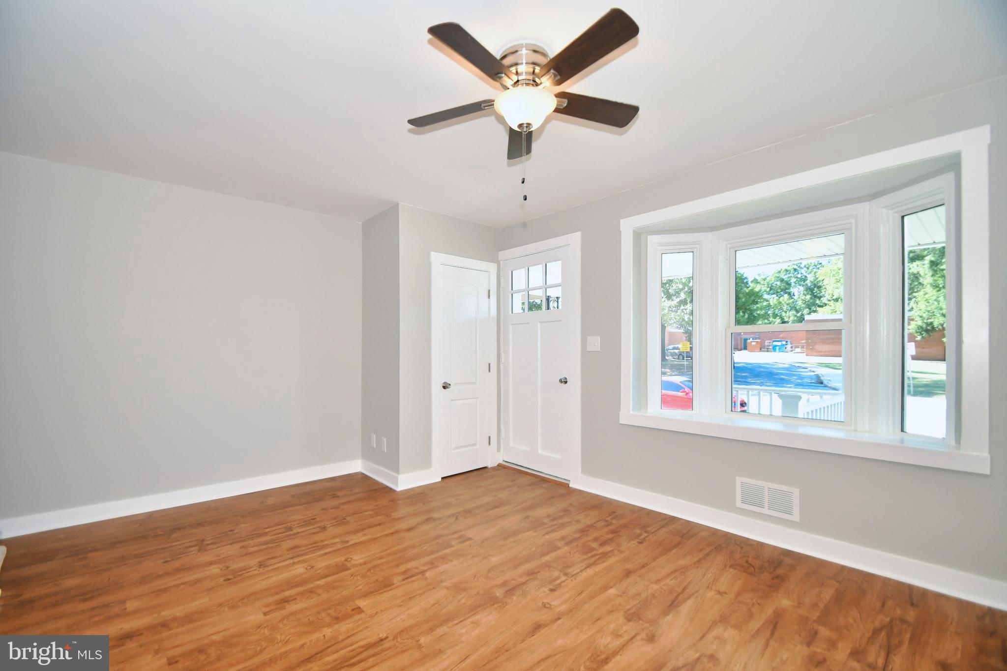161 Bennett Road Essex, MD 21221 - Photo 17 of 36 Gallery Image 17