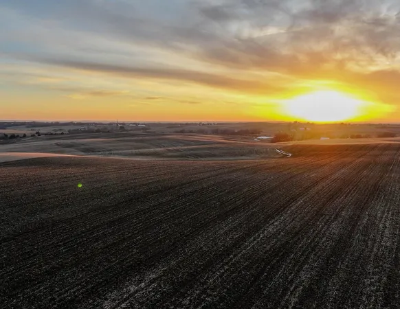 $1 | 237.77-acres 237.77-acres Cty H & Jimtown Road, Cuba City, WI 53807