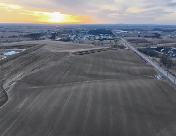 $1 | 237.77-acres 237.77-acres Cty H & Jimtown Road, Cuba City, WI 53807