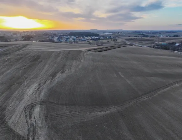 $1 | 237.77-acres 237.77-acres Cty H & Jimtown Road, Cuba City, WI 53807