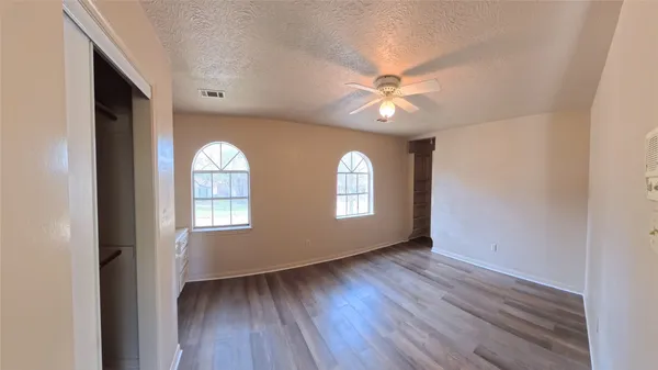 $1,950 | 7711 Kleingreen Lane, Spring, TX 77379
