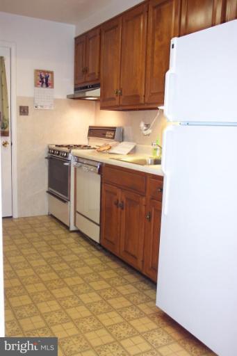 647 Andrews Road Aberdeen, MD 21001 - Photo 3 of 14 Kitchen