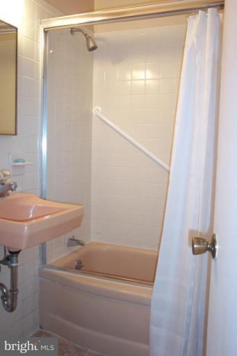 647 Andrews Road Aberdeen, MD 21001 - Photo 9 of 14 Master Bath