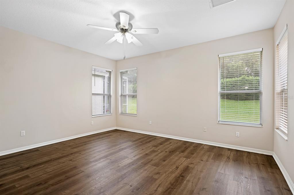 5656 Rockfield Loop Valrico, FL 33596 - Photo 14 of 35