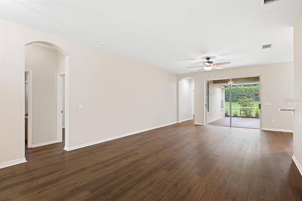 5656 Rockfield Loop Valrico, FL 33596 - Photo 6 of 35