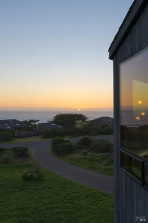 $1,995,000 | 37784 Breaker Reach, The Sea Ranch, CA 95497