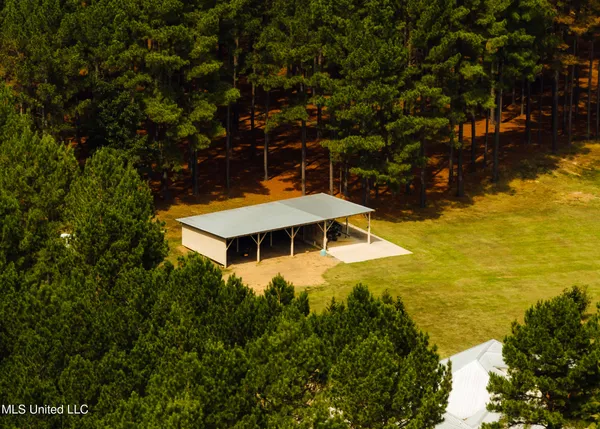 $1,285,000 | 4170 Highway 13, Morton, MS 39117