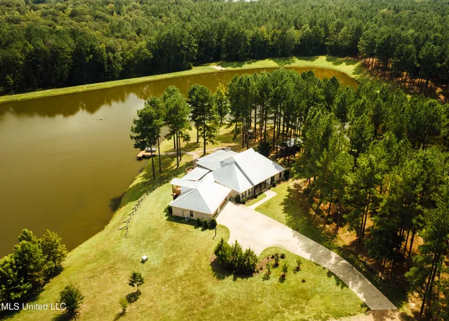 $1,285,000 | 4170 Highway 13, Morton, MS 39117