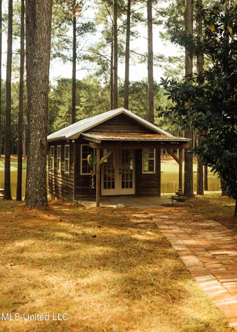 $1,285,000 | 4170 Highway 13, Morton, MS 39117