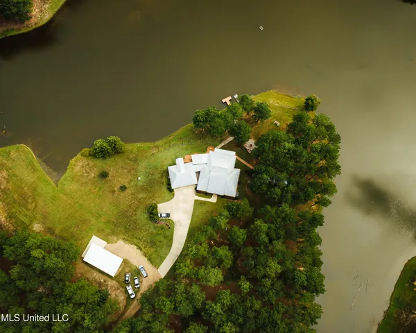 $1,285,000 | 4170 Highway 13, Morton, MS 39117