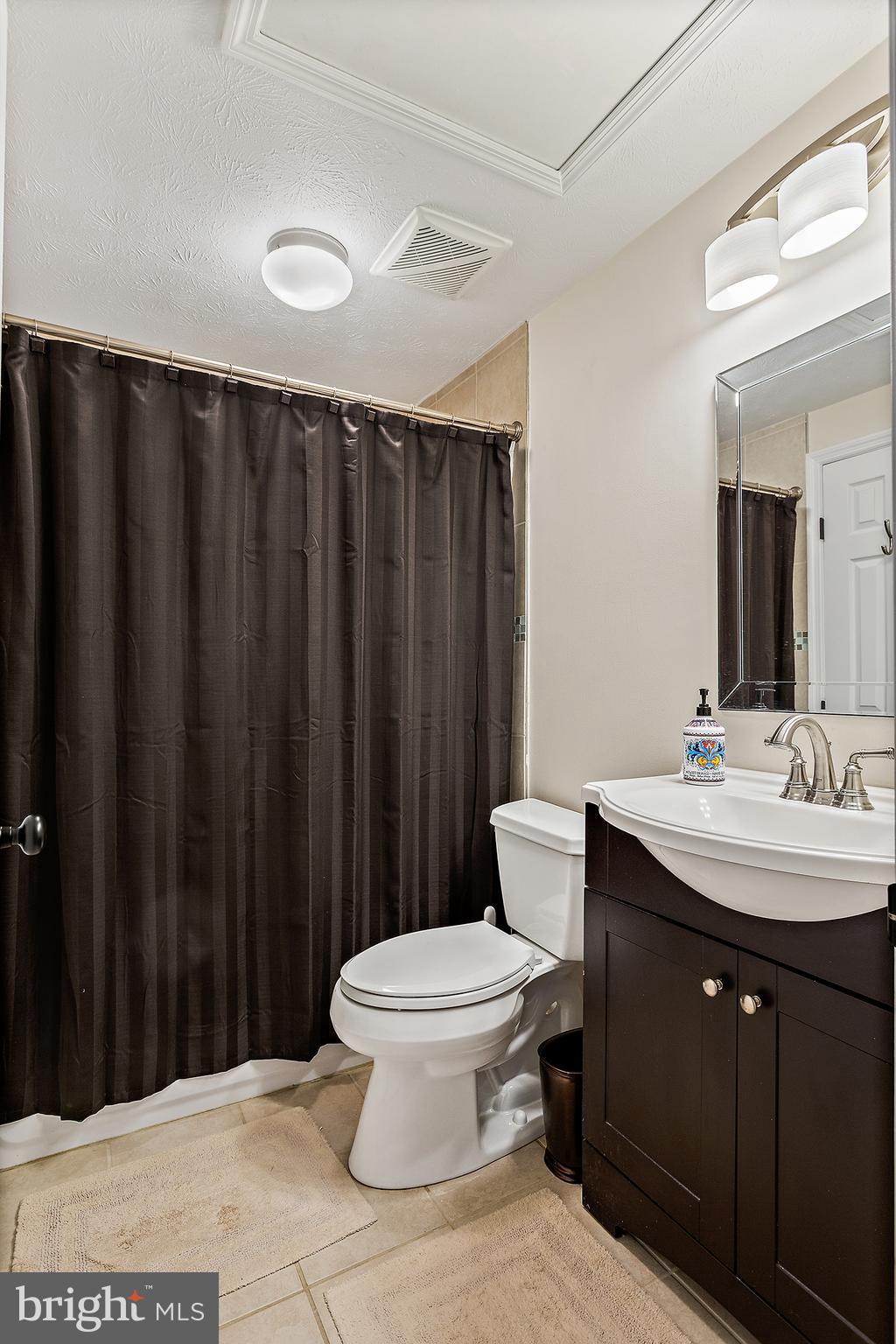 2208 Riding Crop Way Windsor Mill, MD 21244 - Photo 17 of 36 UPPER LEVEL FULL BATHROOM