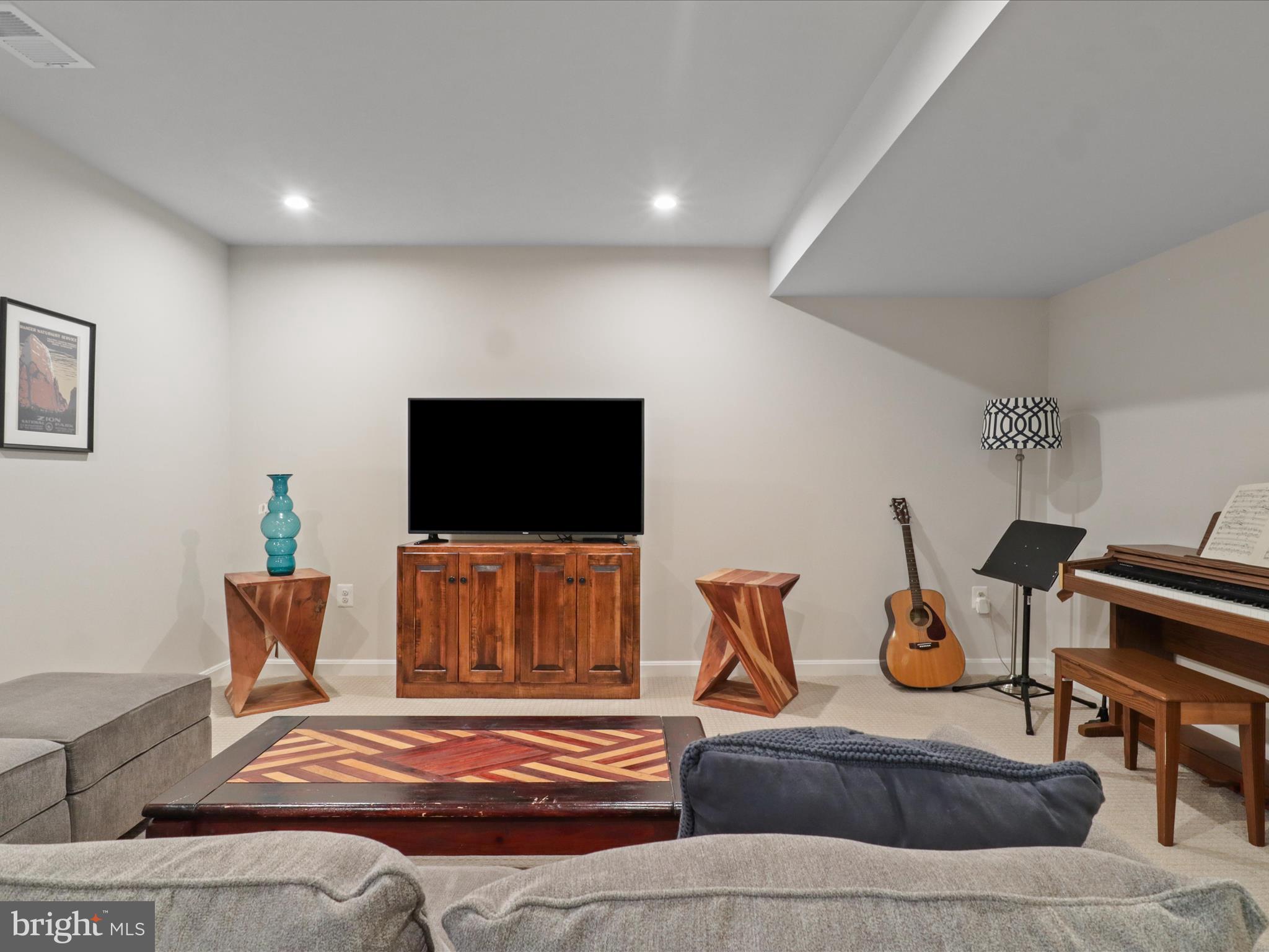 3529 Shandor Road Woodbridge, VA 22193 - Photo 35 of 57 Gallery Image 35