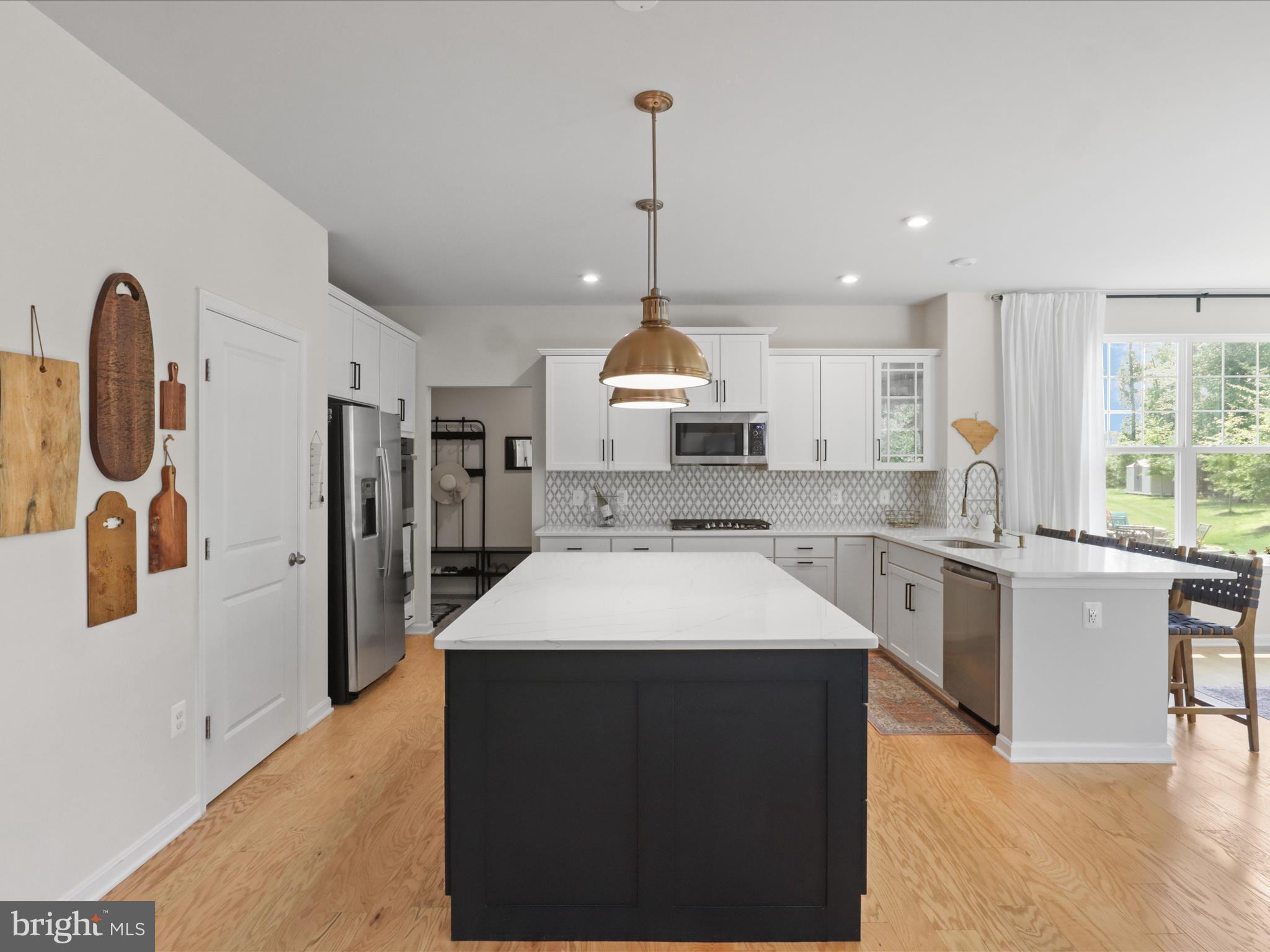 3529 Shandor Road Woodbridge, VA 22193 - Photo 7 of 57 Gallery Image 7