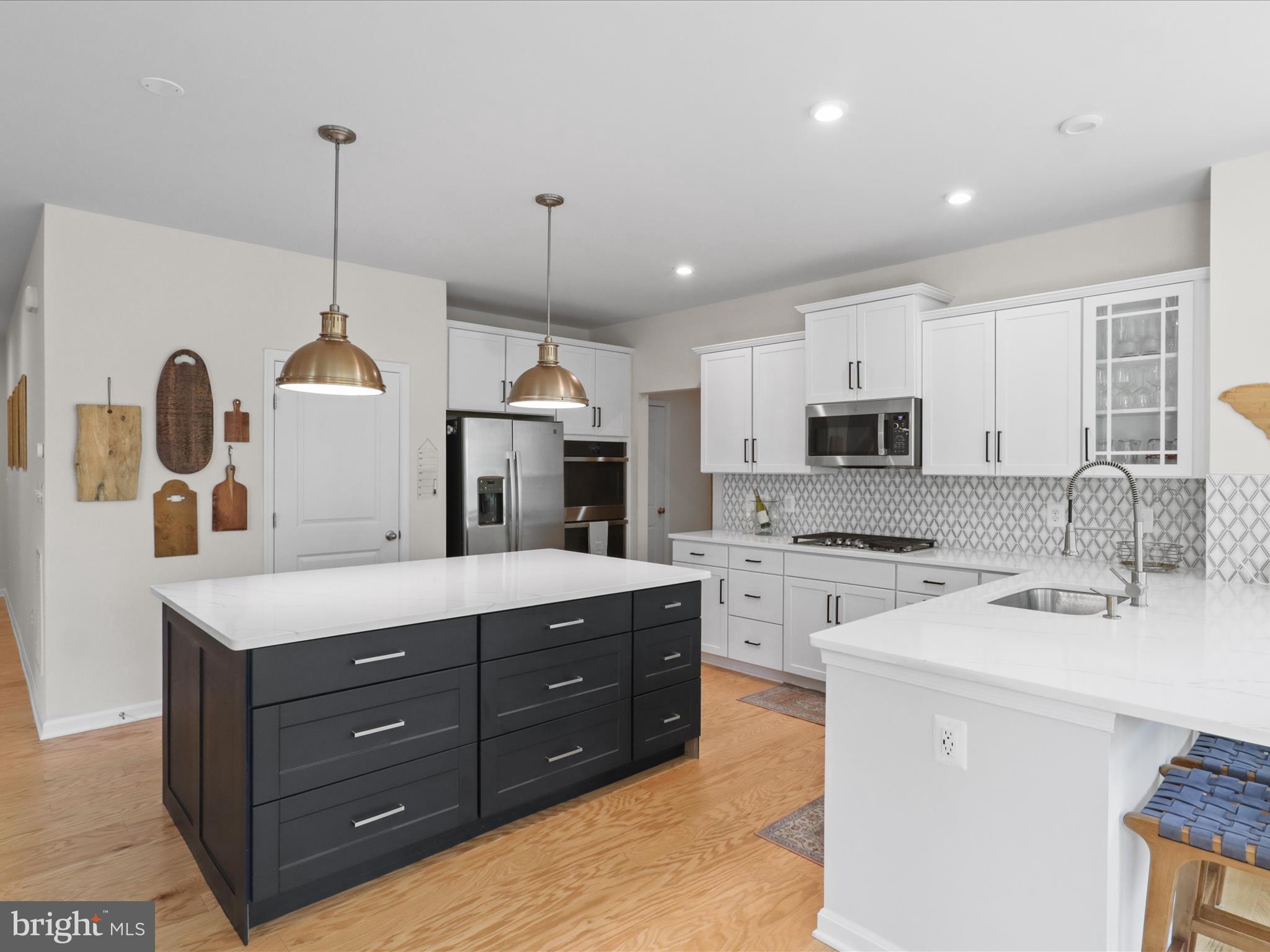 3529 Shandor Road Woodbridge, VA 22193 - Photo 8 of 57 Gallery Image 8