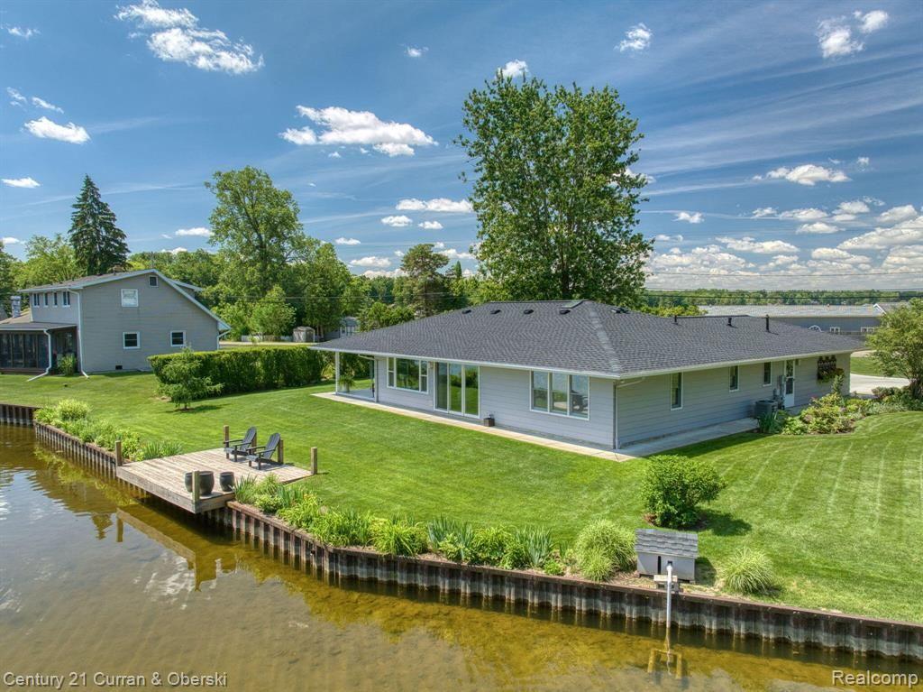 5751 Browns Lake Road Jackson, MI 49203 - Photo 2 of 28 Gallery Image 2