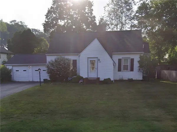 $2,400 | 1060 Pixley Road, Gates, NY 14624