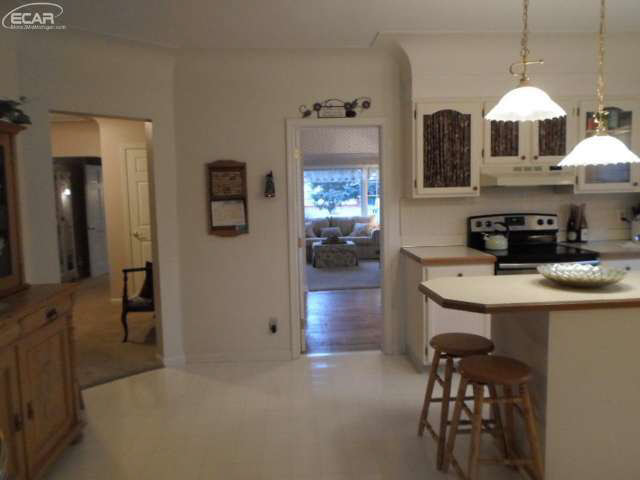 4355 Calkins Road Flint, MI 48532 - Photo 18 of 75 20459182-17.JPG