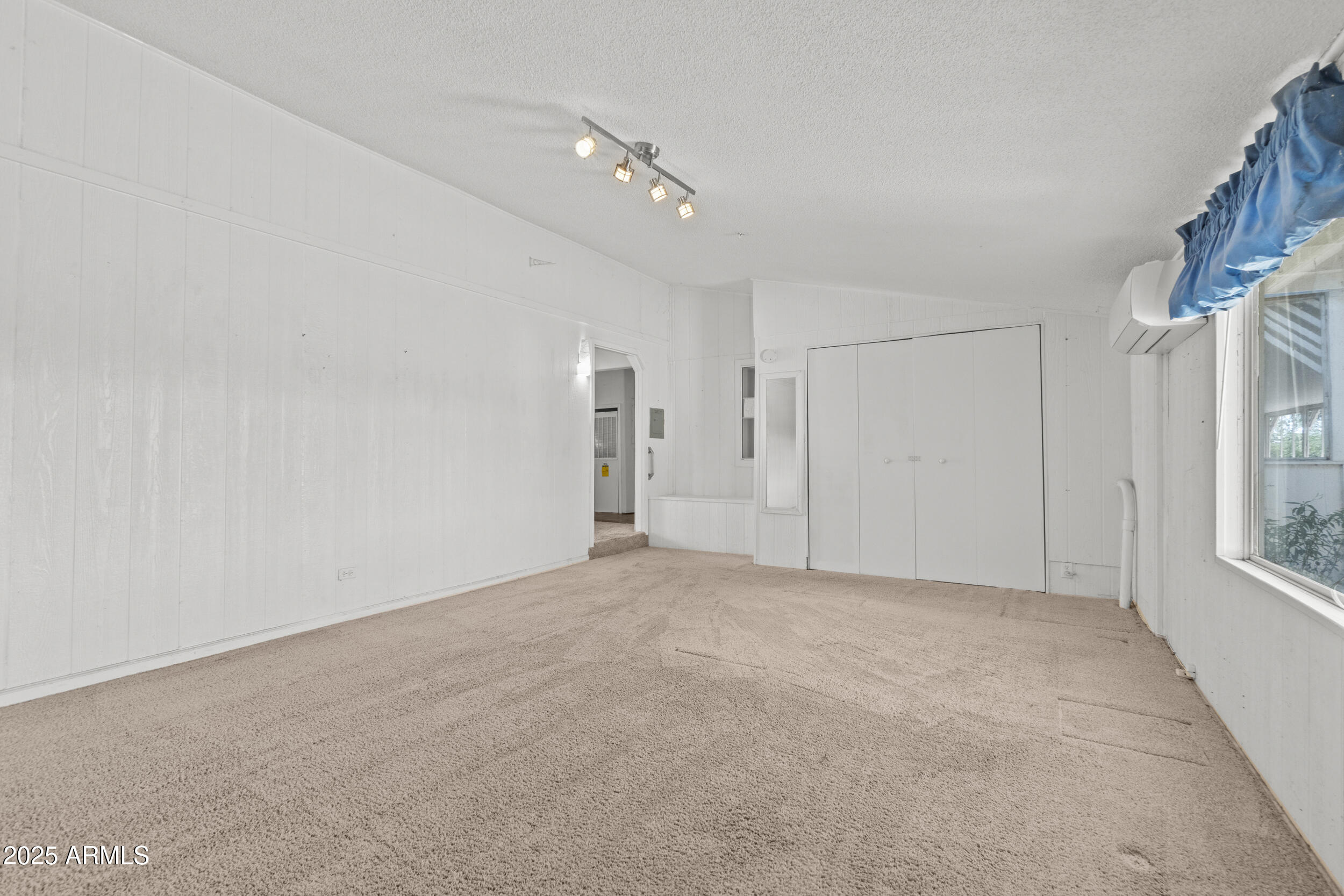 25346 West Patton Road Wittmann, AZ 85361 - Photo 10 of 22 35_dsc09111