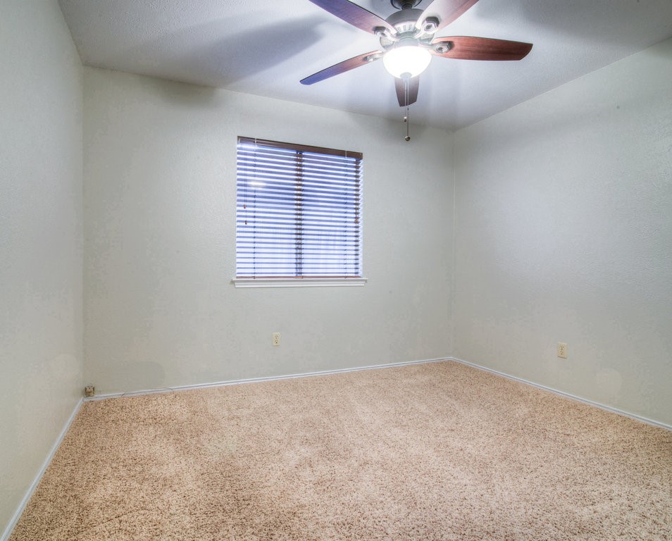 729 Shade Tree Drive Austin, TX 78748 - Photo 22 of 30