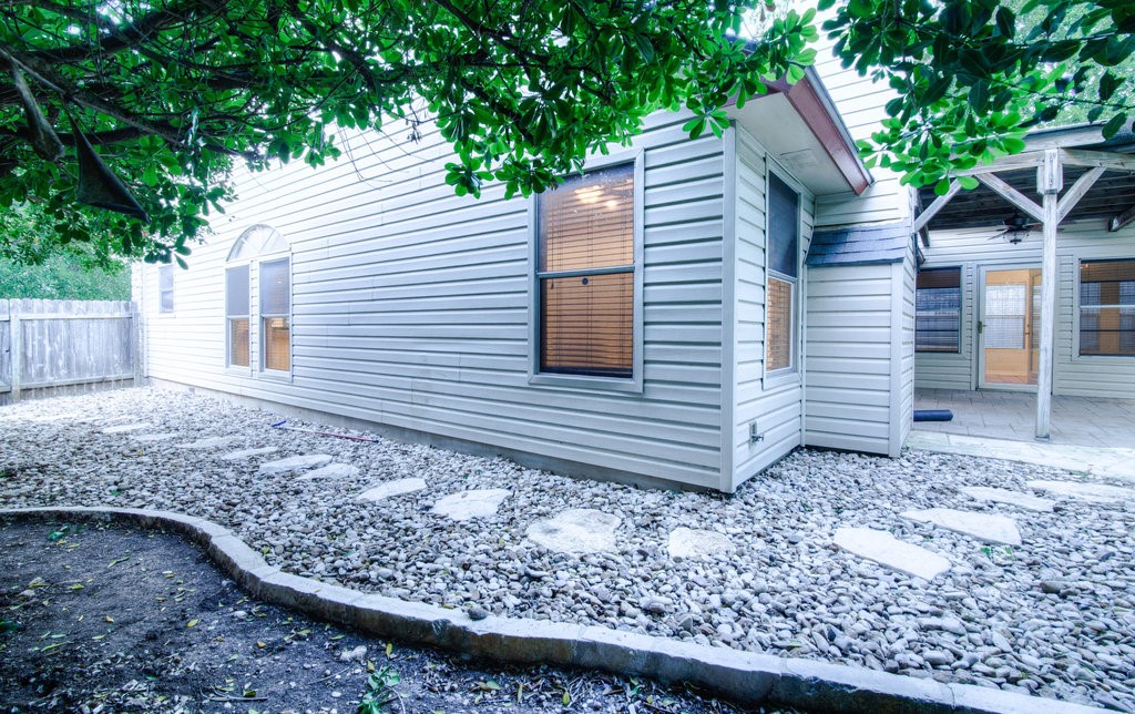 729 Shade Tree Drive Austin, TX 78748 - Photo 23 of 30