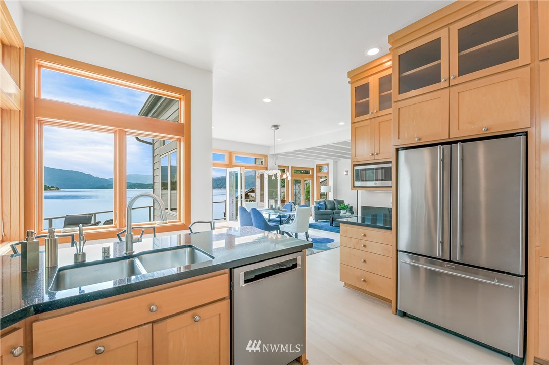 2319 North Shore Road Bellingham, WA 98226 - Photo 10 of 40 Gallery Image 10