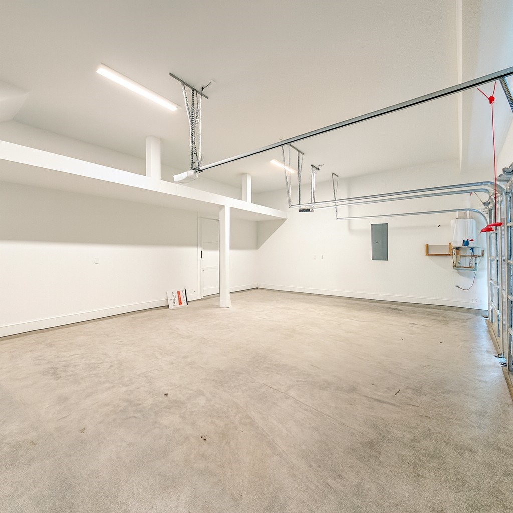 3311 Cardinal Crest Lane Houston, TX 77080 - Photo 2 of 14 3 Car Garage is as a big as Warehouse!