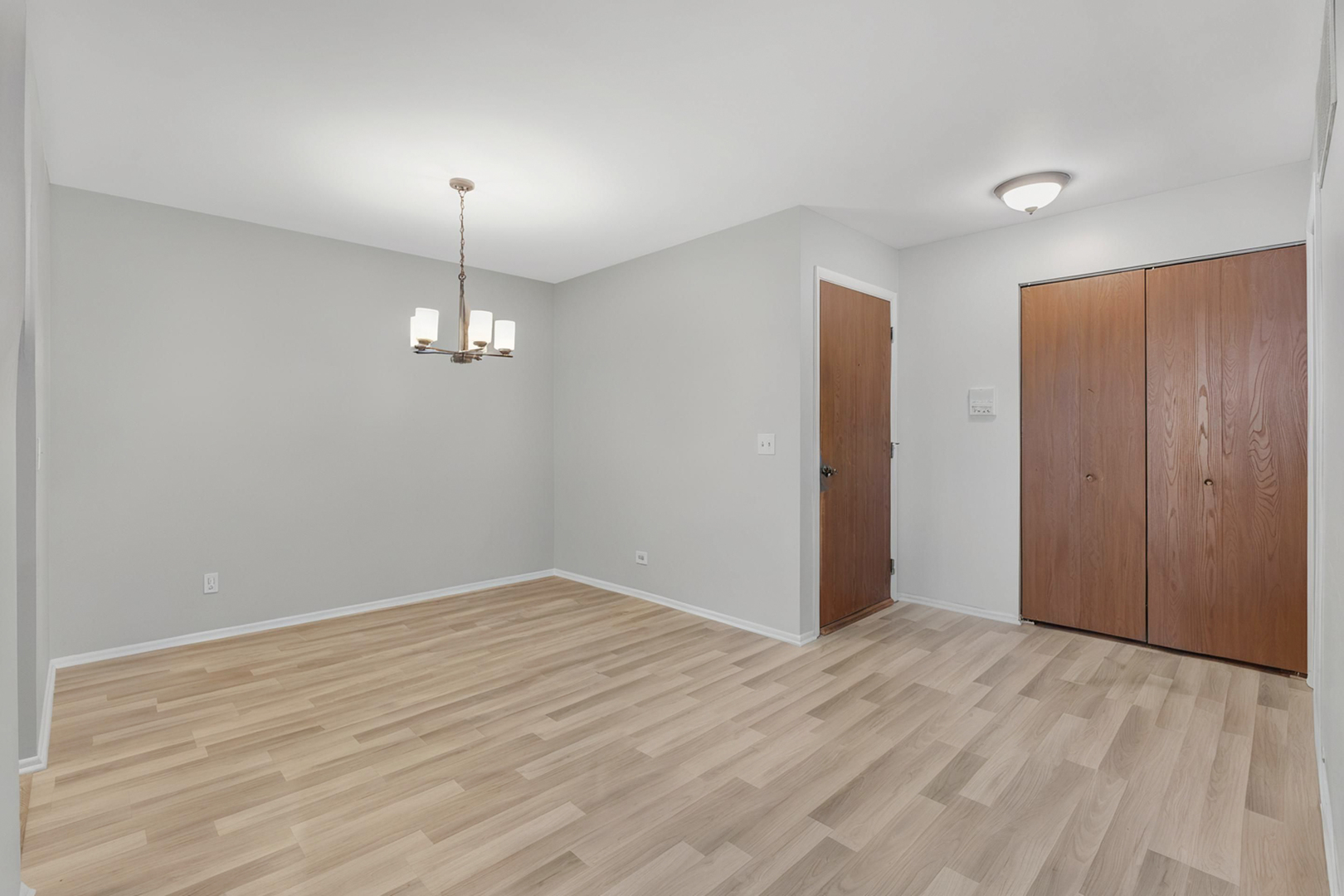 1538 Springview Court, Unit A1 Wheeling, IL 60090 - Photo 9 of 31