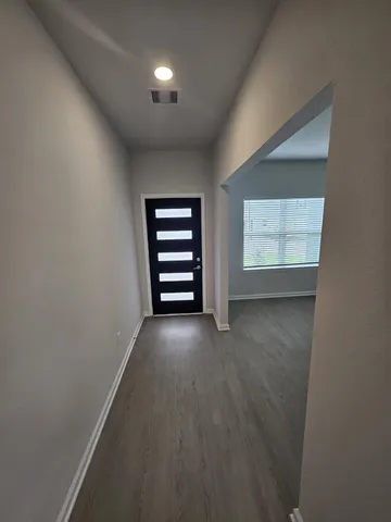 $2,900 | 2727 Crested Creek Lane, Richmond, TX 77406