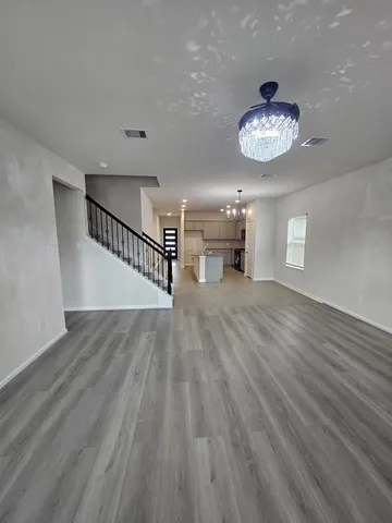 $2,900 | 2727 Crested Creek Lane, Richmond, TX 77406