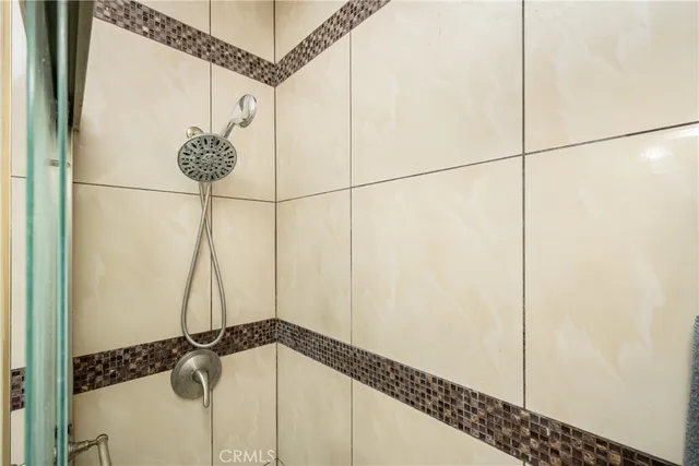 $849,999 | 1912 East 10th Street, Long Beach, CA 90813