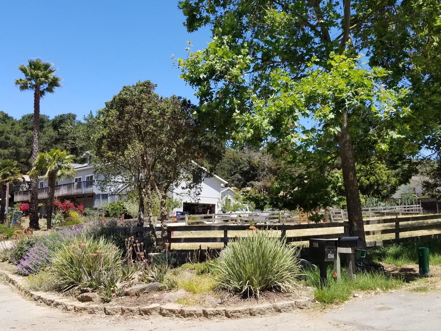 1184 Via Del Sol Road Salinas, CA 93907 - Photo 2 of 9 Gallery Image 2