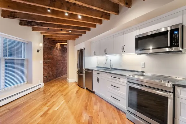 $4,000 | 130 Fulton Street, Unit 16, Boston, MA 02109