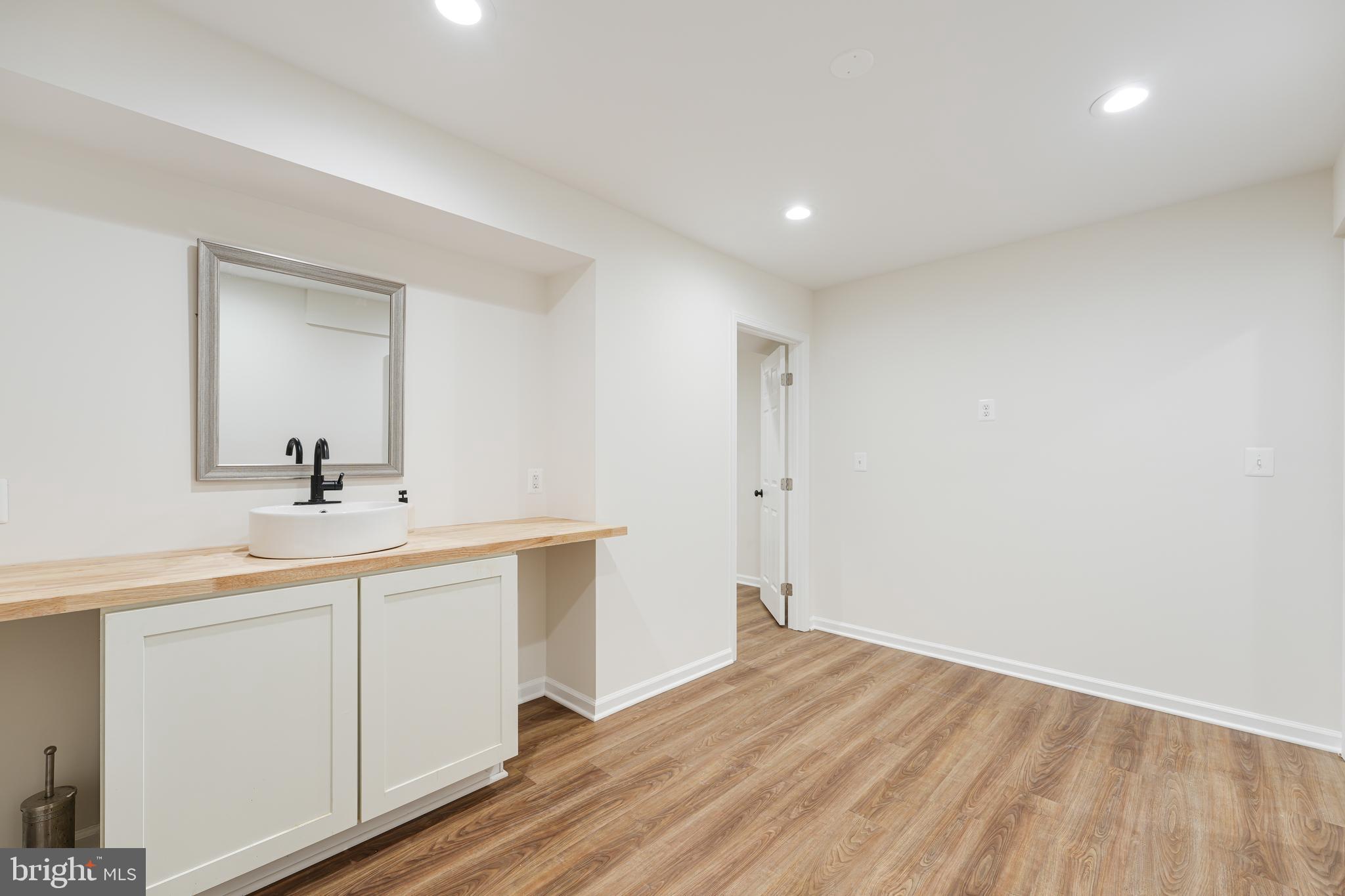 1505 North Village Road Reston, VA 20194 - Photo 54 of 69