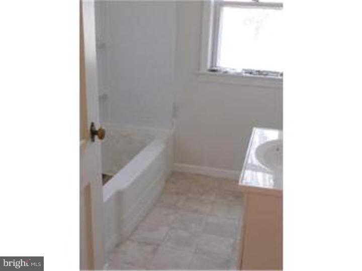 294 Creek Road Bellmawr, NJ 08031 - Photo 16 of 18 Bathroom