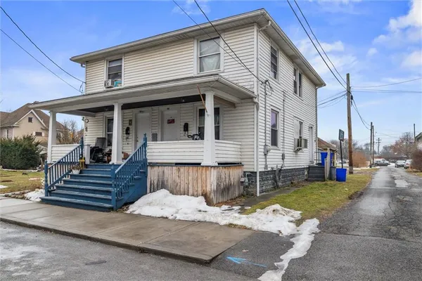 $80,000 | 106 East Clayton Street, New Castle, PA 16102