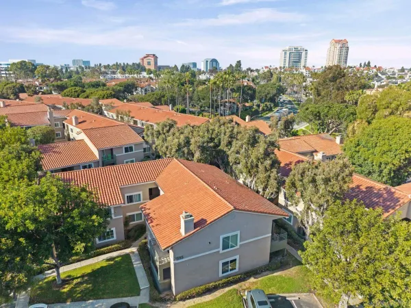 $649,500 | 7595 Charmant Drive, Unit 707, San Diego, CA 92122