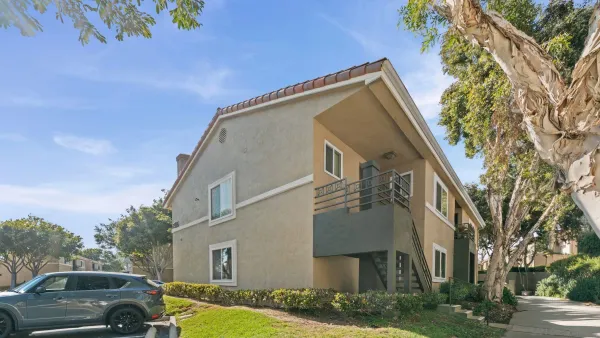 $649,500 | 7595 Charmant Drive, Unit 707, San Diego, CA 92122