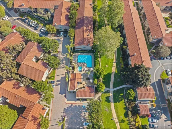 $649,500 | 7595 Charmant Drive, Unit 707, San Diego, CA 92122