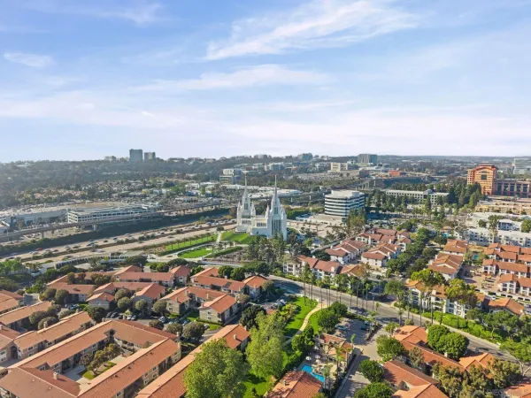 $649,500 | 7595 Charmant Drive, Unit 707, San Diego, CA 92122