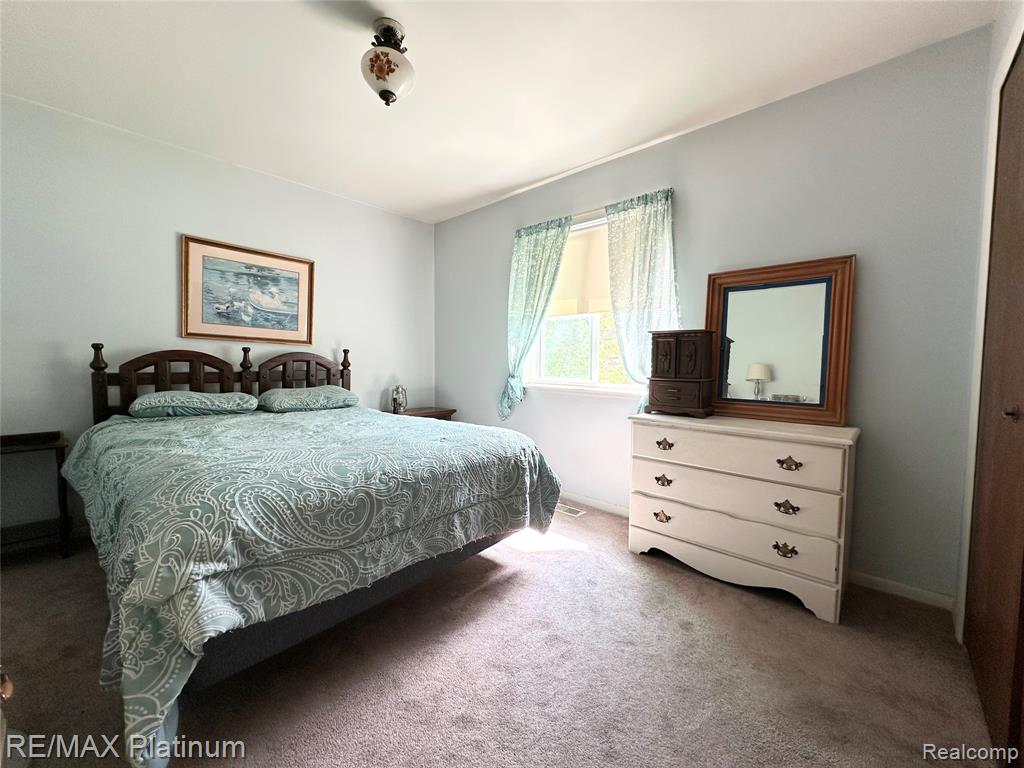 5741 Crandall Road Howell, MI 48855 - Photo 10 of 25